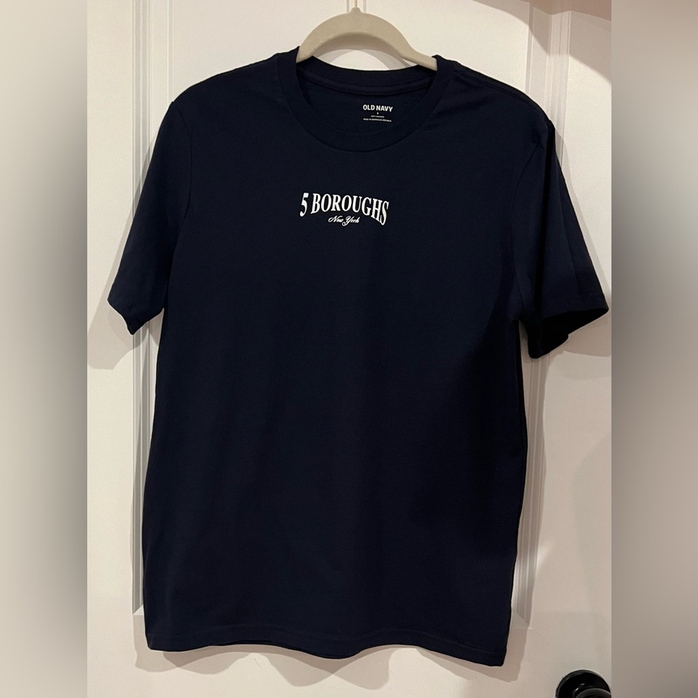 ✨🛍️ 4️⃣ for $2️⃣5️⃣ 💖 Old Navy Dark Blue T-shirt